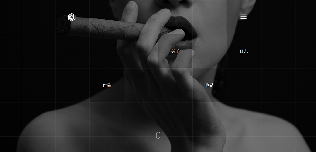 (帶手機(jī)版數(shù)據(jù)同步)自適應(yīng)攝影沖印類(lèi)創(chuàng)意攝影網(wǎng)站模板